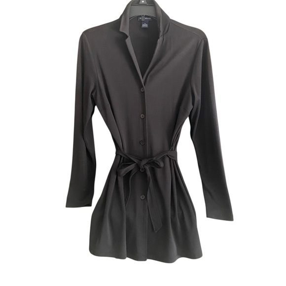 Ann Taylor Tops - Ann Taylor Long Button Down Shirt with Tie Belt. Size Small.